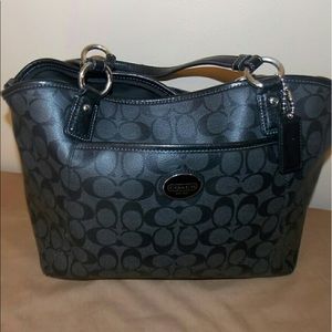 SOLD 💥 AUTHENTIC COACH PEYTON